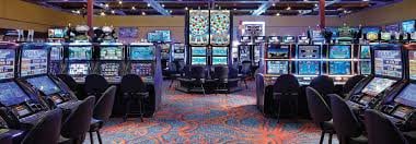 Pusat olahraga dan hiburan virtual dalam satu layar